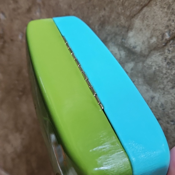 Kate Spade Vibrant Green and Blue Eye Glass Box - Picture 4 of 10